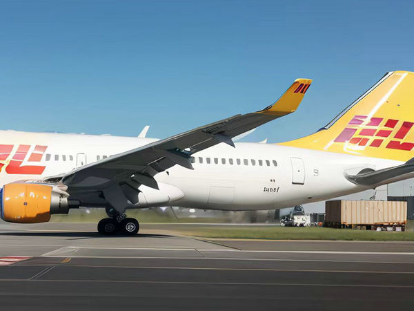 北京比较DHL、FedEx、UPS的运费价格调整策略